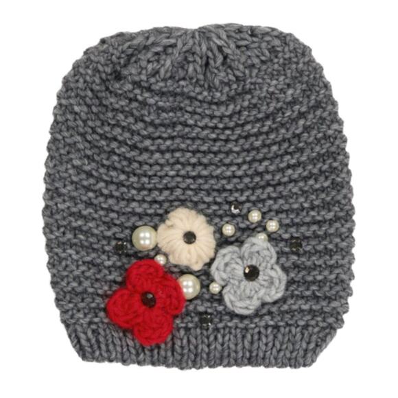 CINTELLI & GALLUZZO Accessories - NWT CINTELLI & GALLUZZO Made In Italy Flower Applique Wool Blend Beanie Hat